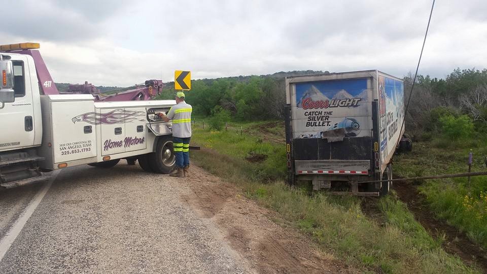 Gallery TractorTrailer Towing & Auto Recovery Big Lake, Winters